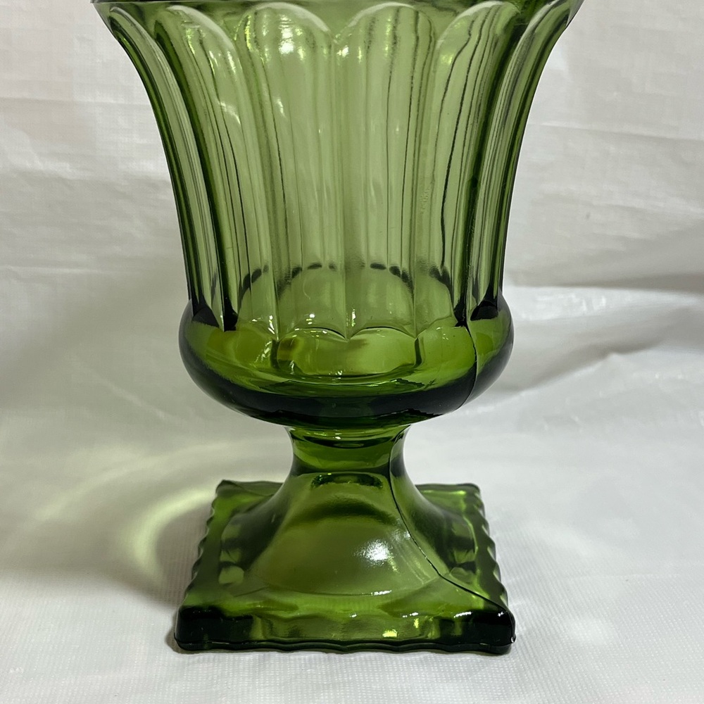Vtg Avocado Green Indiana Glass Pedestal Compote Square Base Fluted Scallop Edge